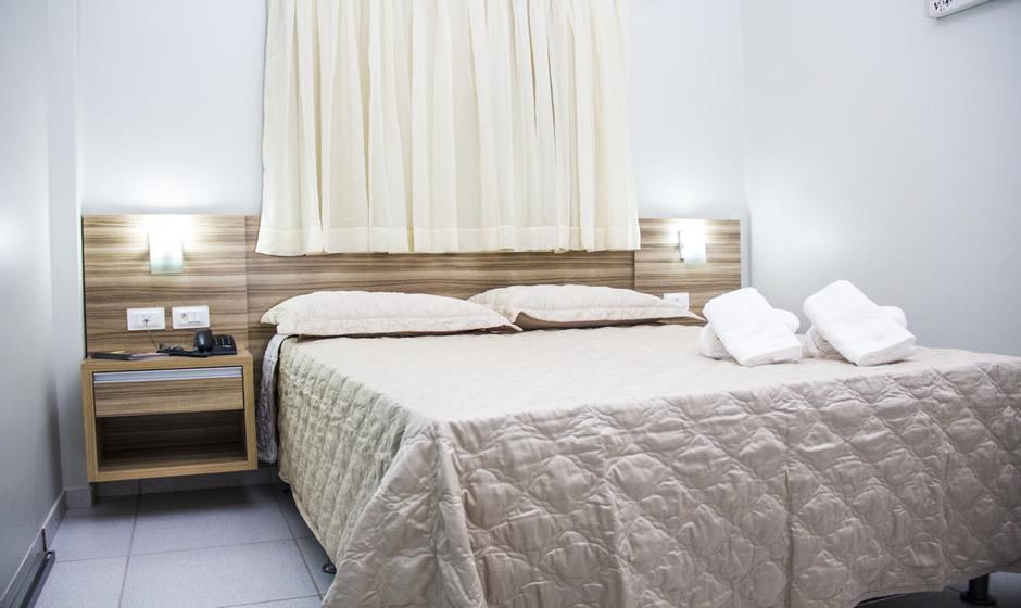 Hotel Baeza Goiatuba Esterno foto