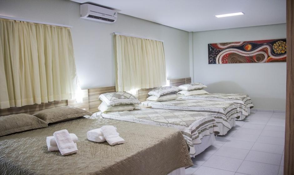 Hotel Baeza Goiatuba Esterno foto